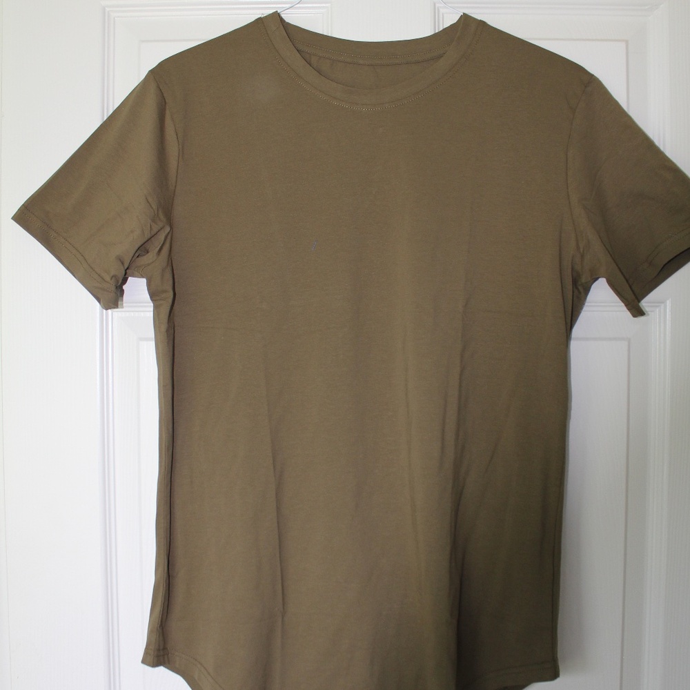 Aha Active, Large, New, Never worn, Olive t-shirt, curved hem